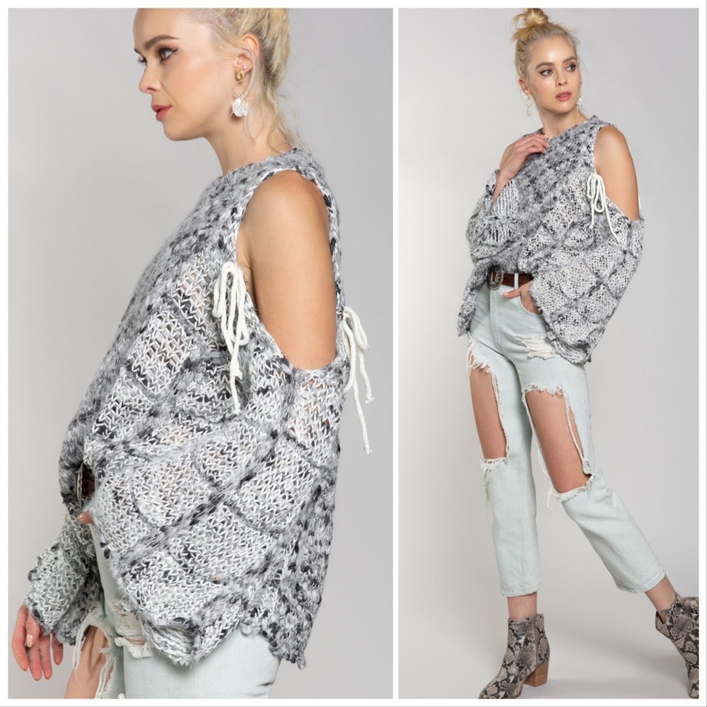 Wanderlust Cold Shoulder Sweater - Picture 9 of 11